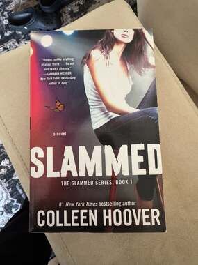 Slammed by Colleen Hoover (The Slammed Series, Book 1)
